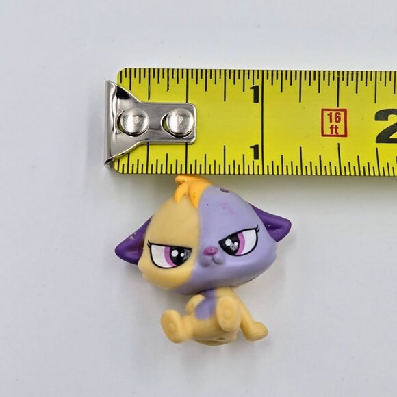 Littlest Pet Shop Frowny Fluffball #50 Cat Surprise Families LPS Toy 2016 Read - Picture 7 of 7